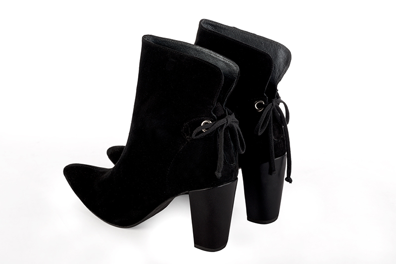 Matt black women's ankle boots with laces at the back. Tapered toe. High block heels. Rear view - Florence KOOIJMAN
